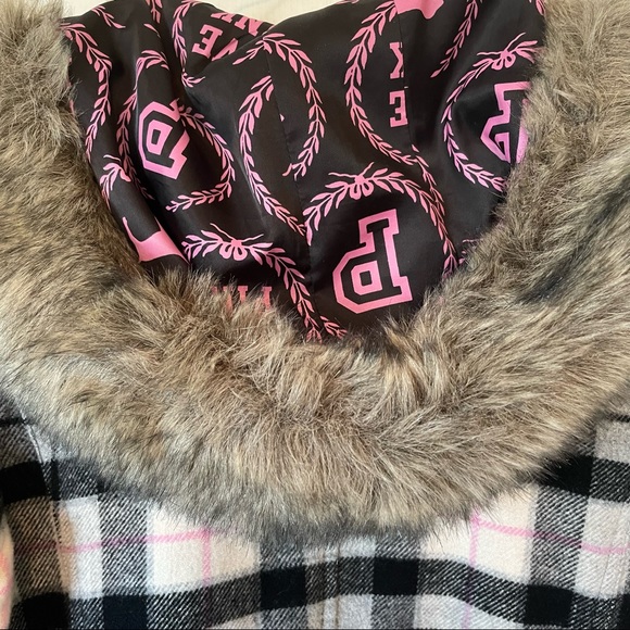 Victoria’s Secret PINK Limited Edition Plaid Pink Grey Fur Winter Coat Size L - Picture 8 of 16